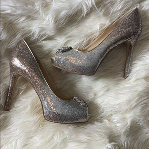 New sz 9.5 glitter peep toe heels Guess